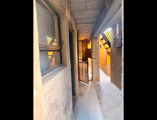 13 BEDROOM HOUSE FOR SALE IN PHOMOLONG